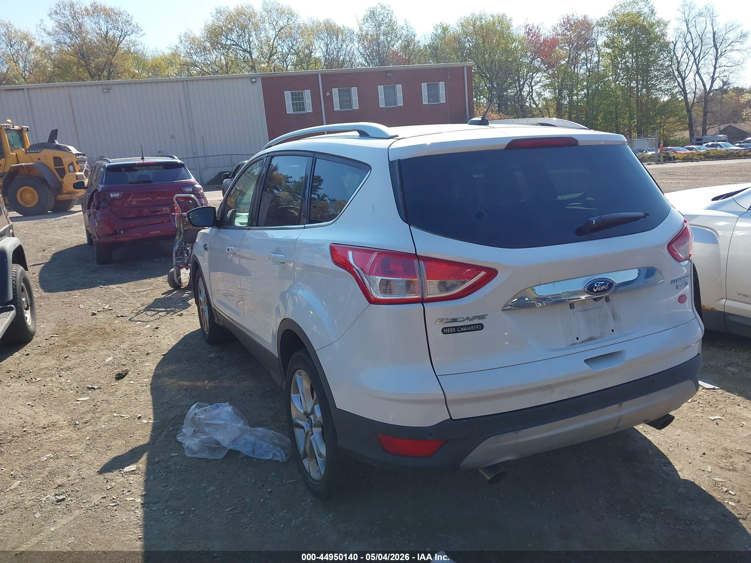 2016 Ford Escape Titanium White vin: 1FMCU9J94GUB65101