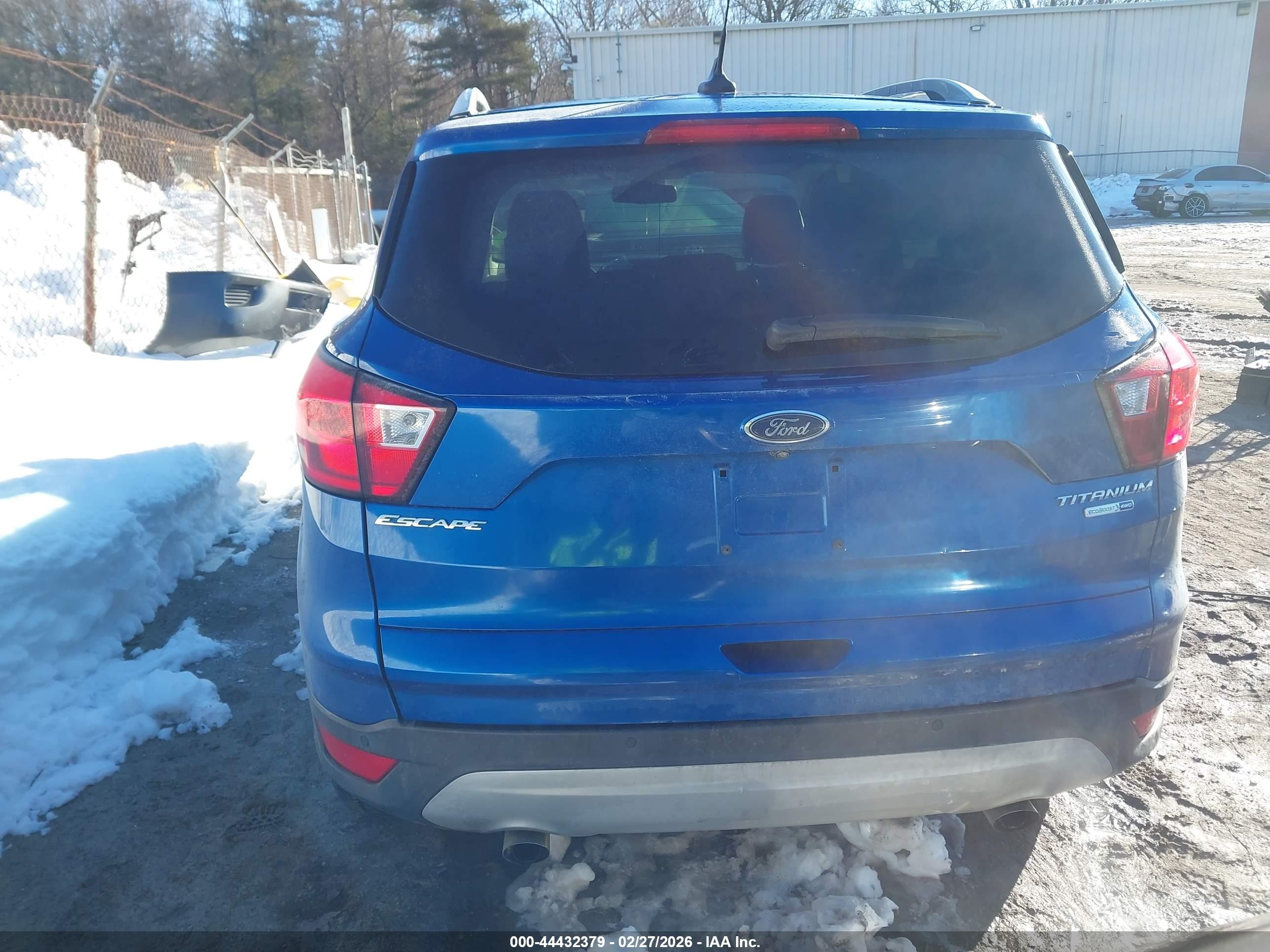 2019 Ford Escape Titanium Синий vin: 1FMCU9J94KUB11063