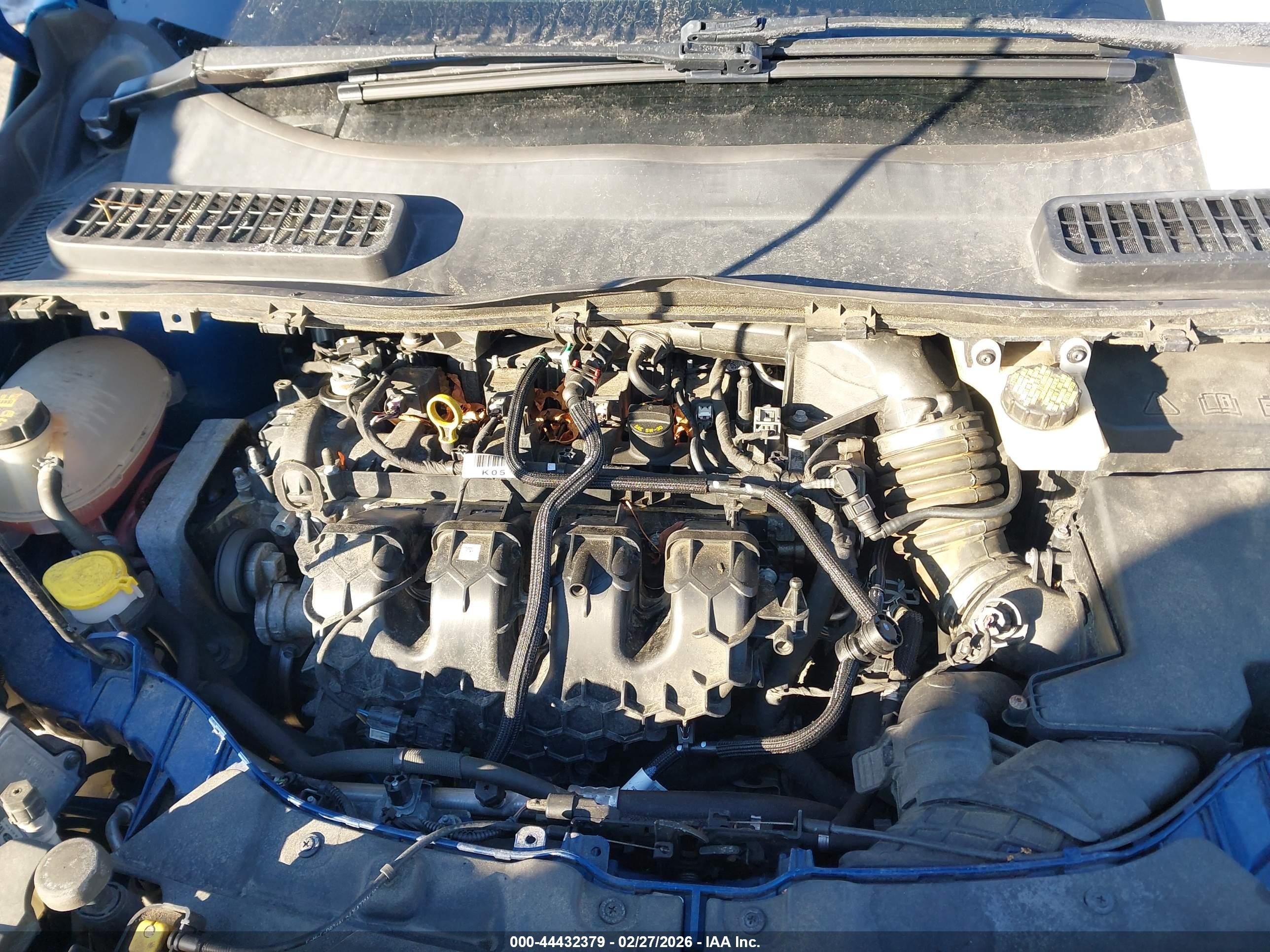 2019 Ford Escape Titanium Синий vin: 1FMCU9J94KUB11063