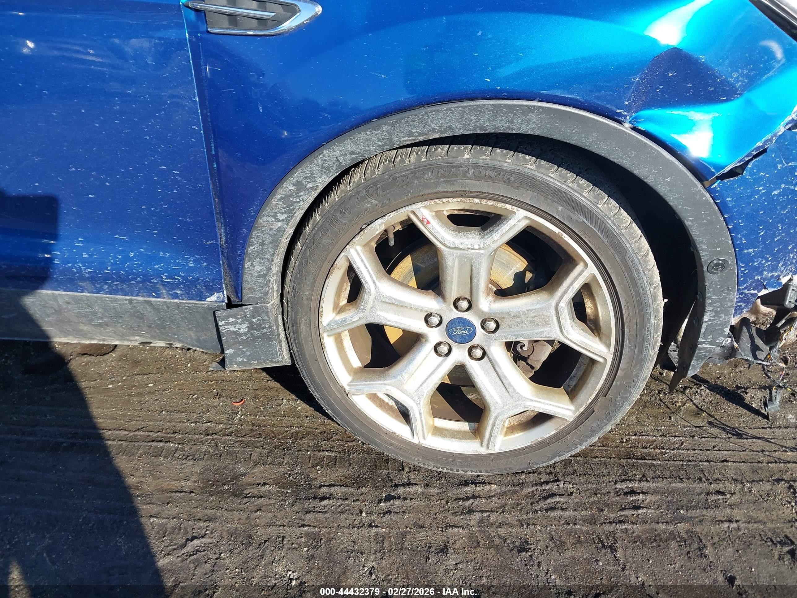 2019 Ford Escape Titanium Синий vin: 1FMCU9J94KUB11063