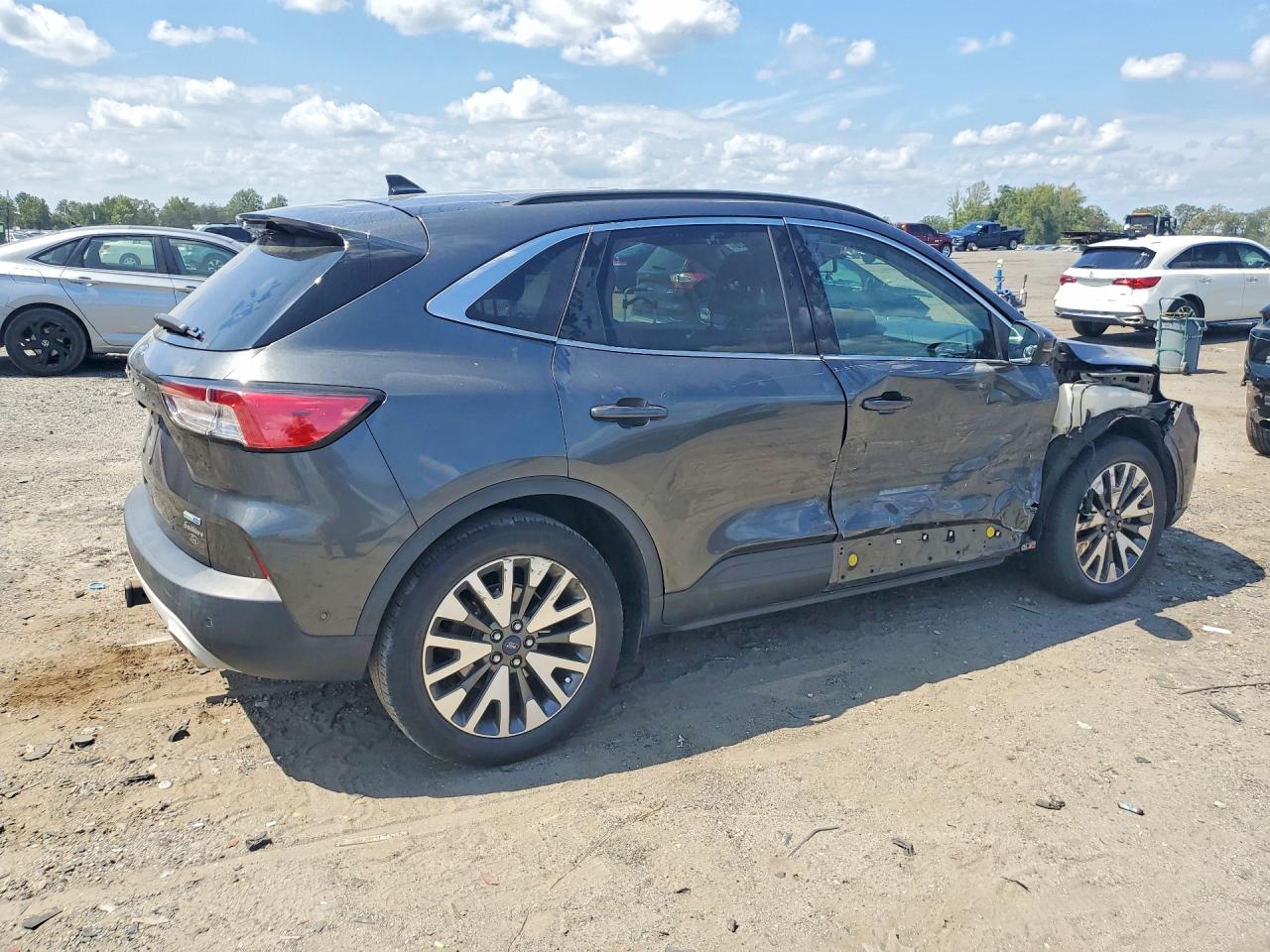 2020 Ford Escape Titanium Gray vin: 1FMCU9J94LUA04340