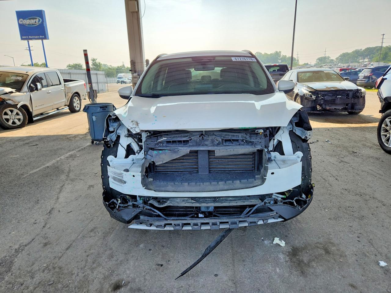 2020 Ford Escape Titanium White vin: 1FMCU9J94LUA98915