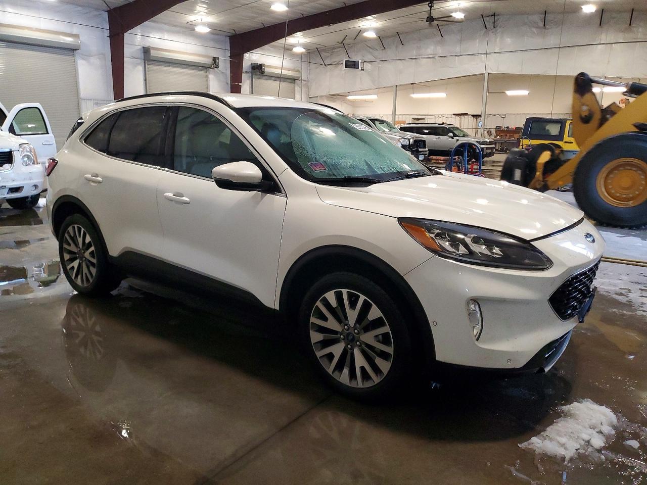 2020 Ford Escape Titanium White vin: 1FMCU9J94LUB14966