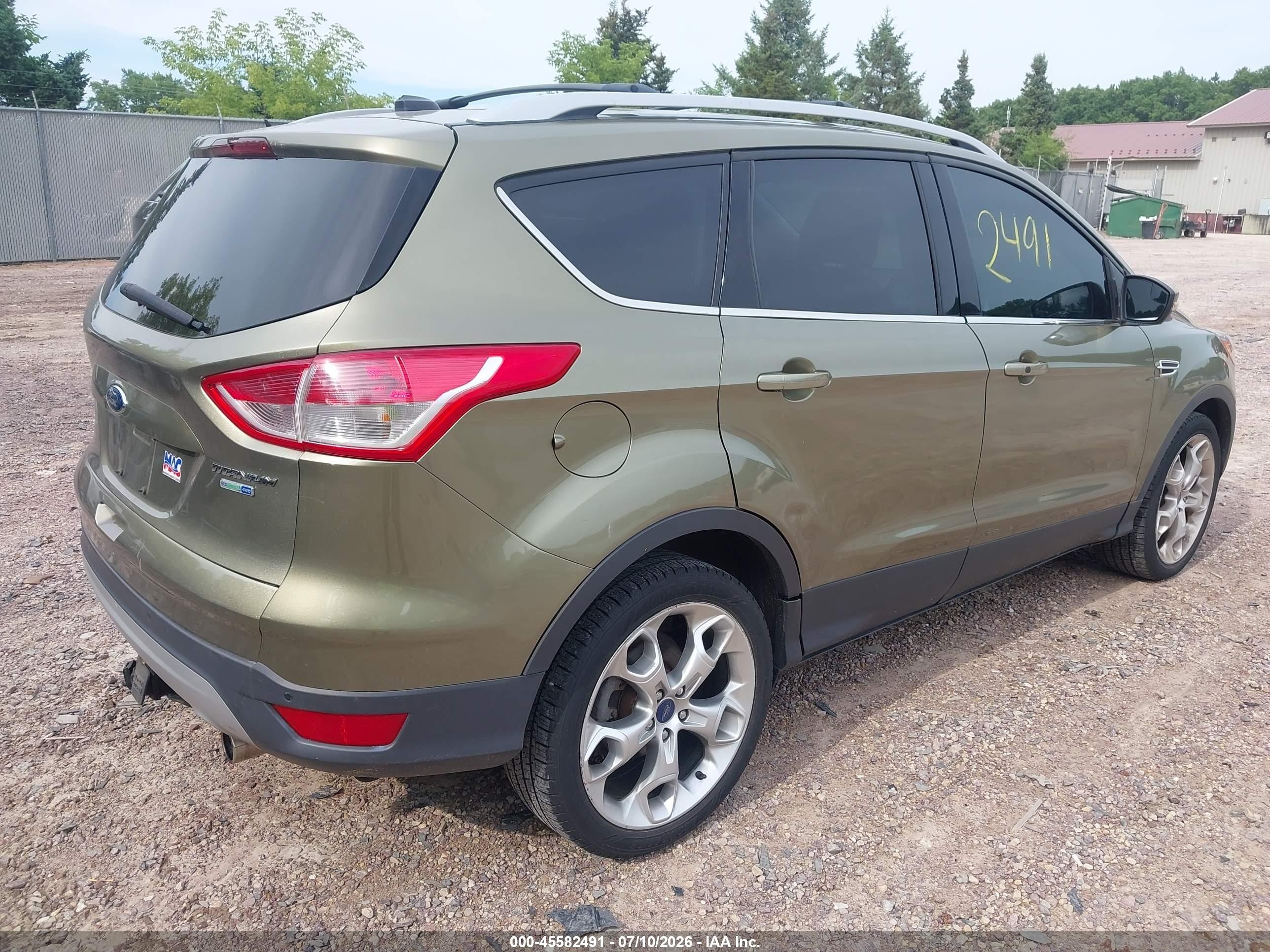 2013 Ford Escape Titanium Green vin: 1FMCU9J95DUB52093