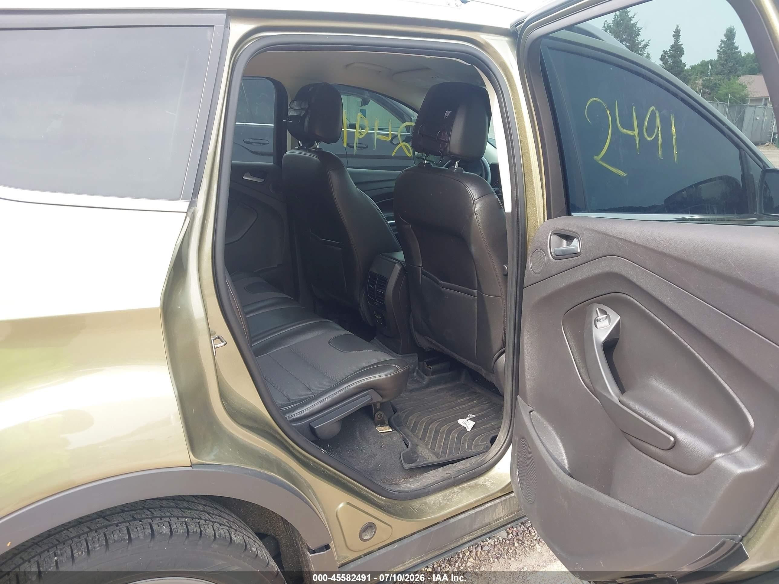 2013 Ford Escape Titanium Green vin: 1FMCU9J95DUB52093