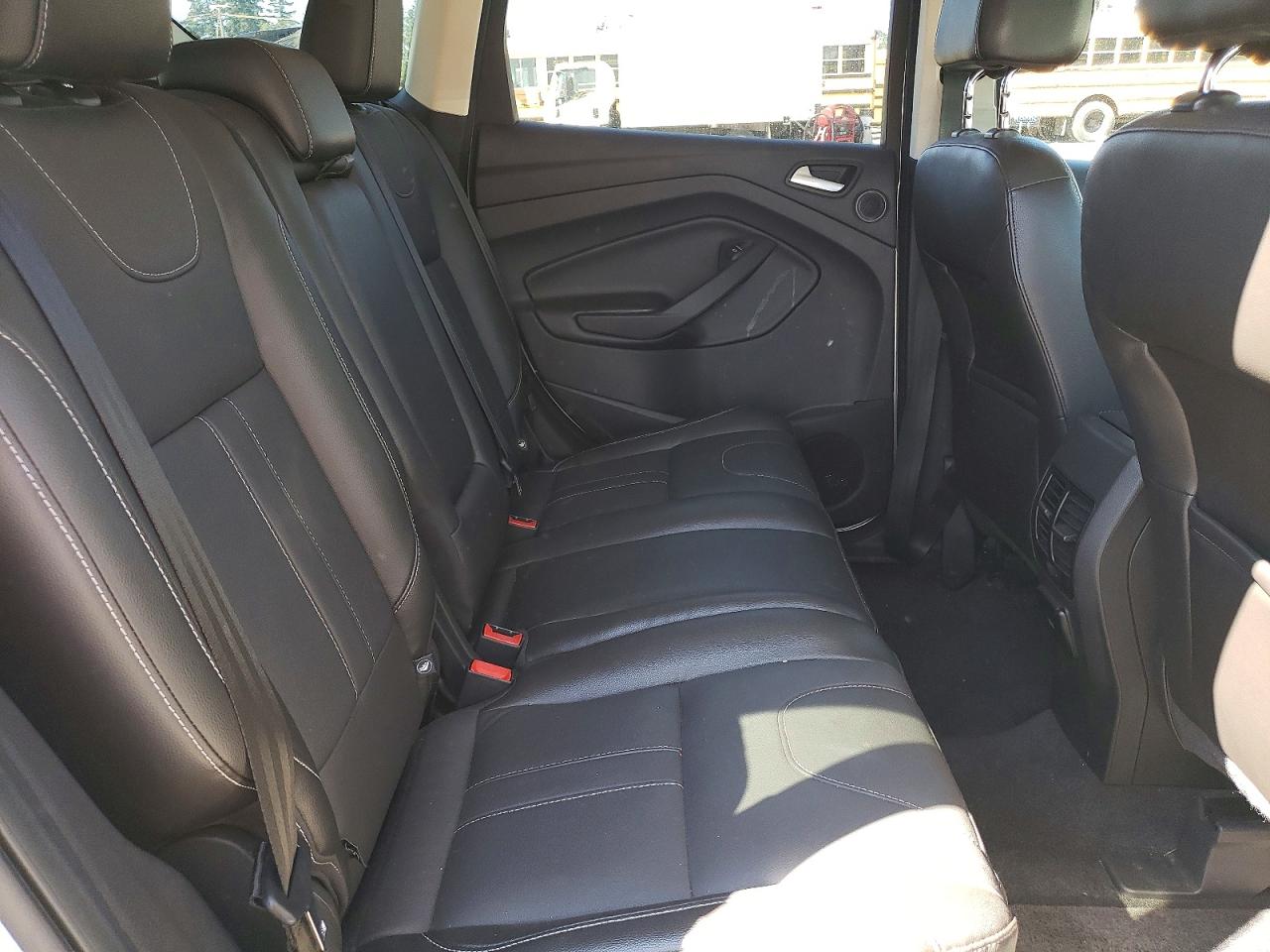 2013 Ford Escape Titanium Silver vin: 1FMCU9J95DUB84252