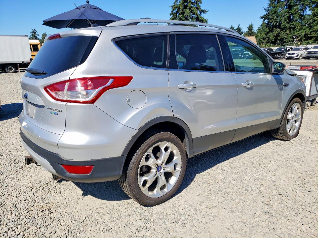 2013 Ford Escape Titanium Silver vin: 1FMCU9J95DUB84252