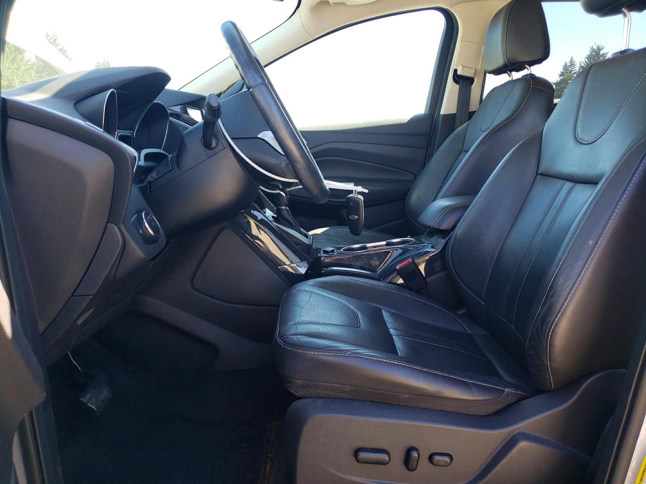 2013 Ford Escape Titanium Silver vin: 1FMCU9J95DUB84252