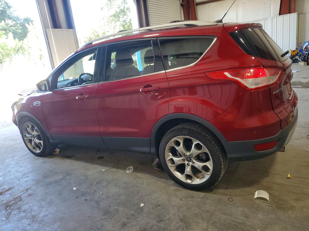 2013 Ford Escape Titanium Burgundy vin: 1FMCU9J95DUC18643