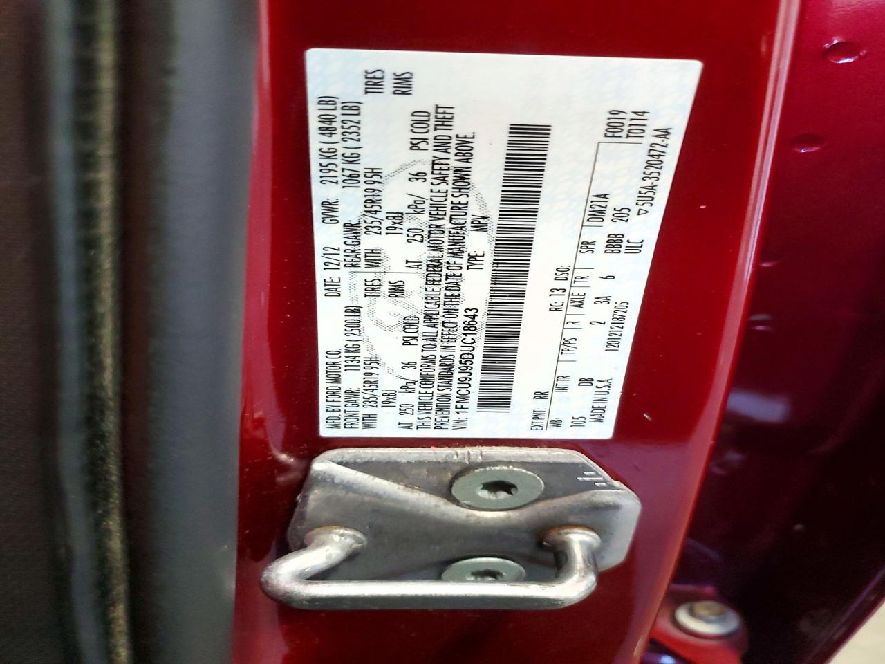 2013 Ford Escape Titanium Burgundy vin: 1FMCU9J95DUC18643