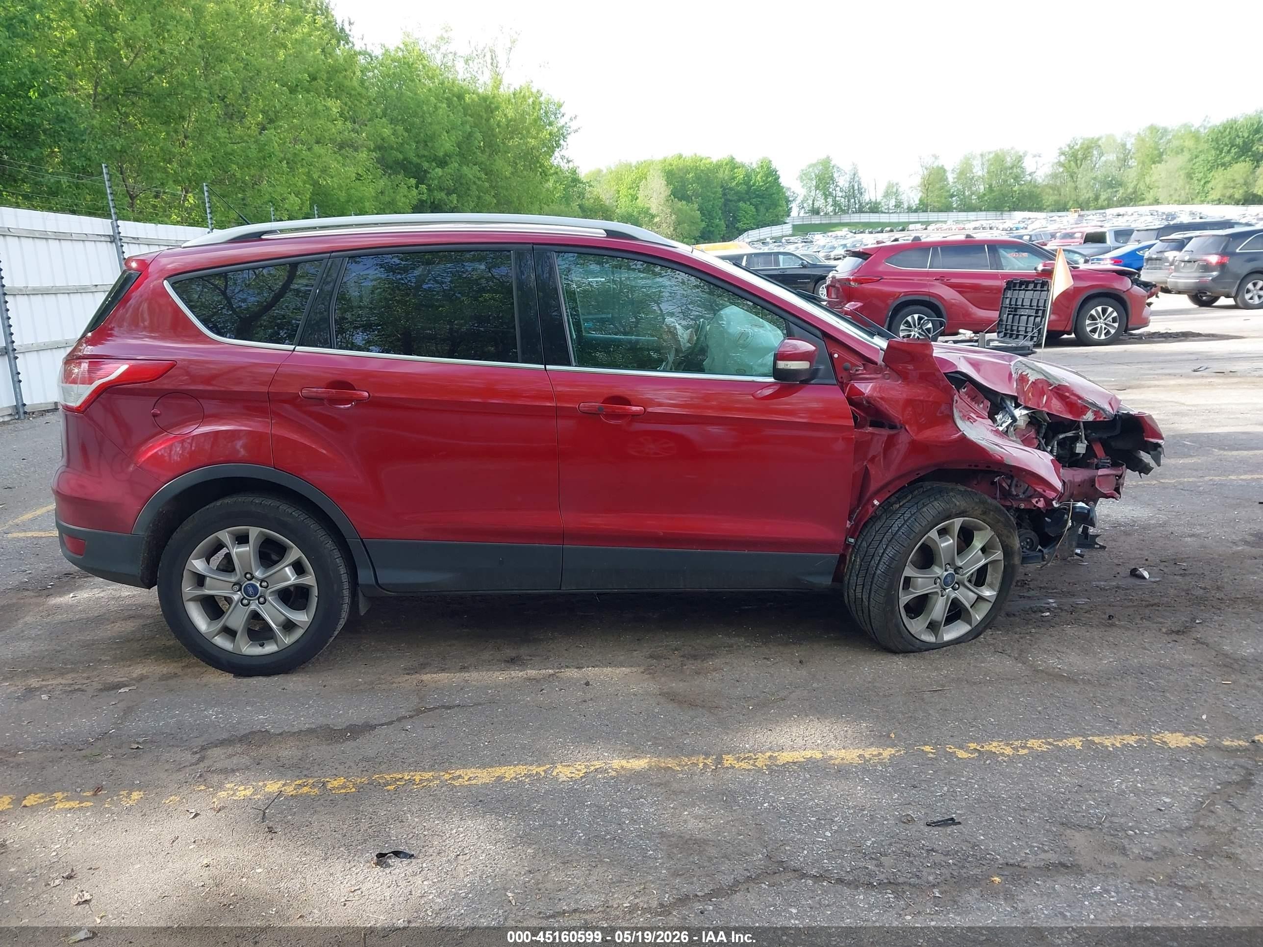 2014 Ford Escape Titanium Red vin: 1FMCU9J95EUA76408