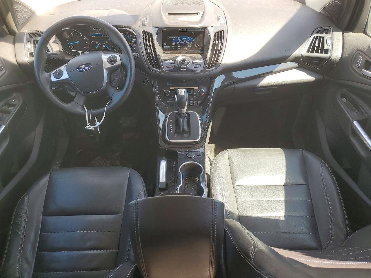 2014 Ford Escape Titanium Burgundy vin: 1FMCU9J95EUB28023
