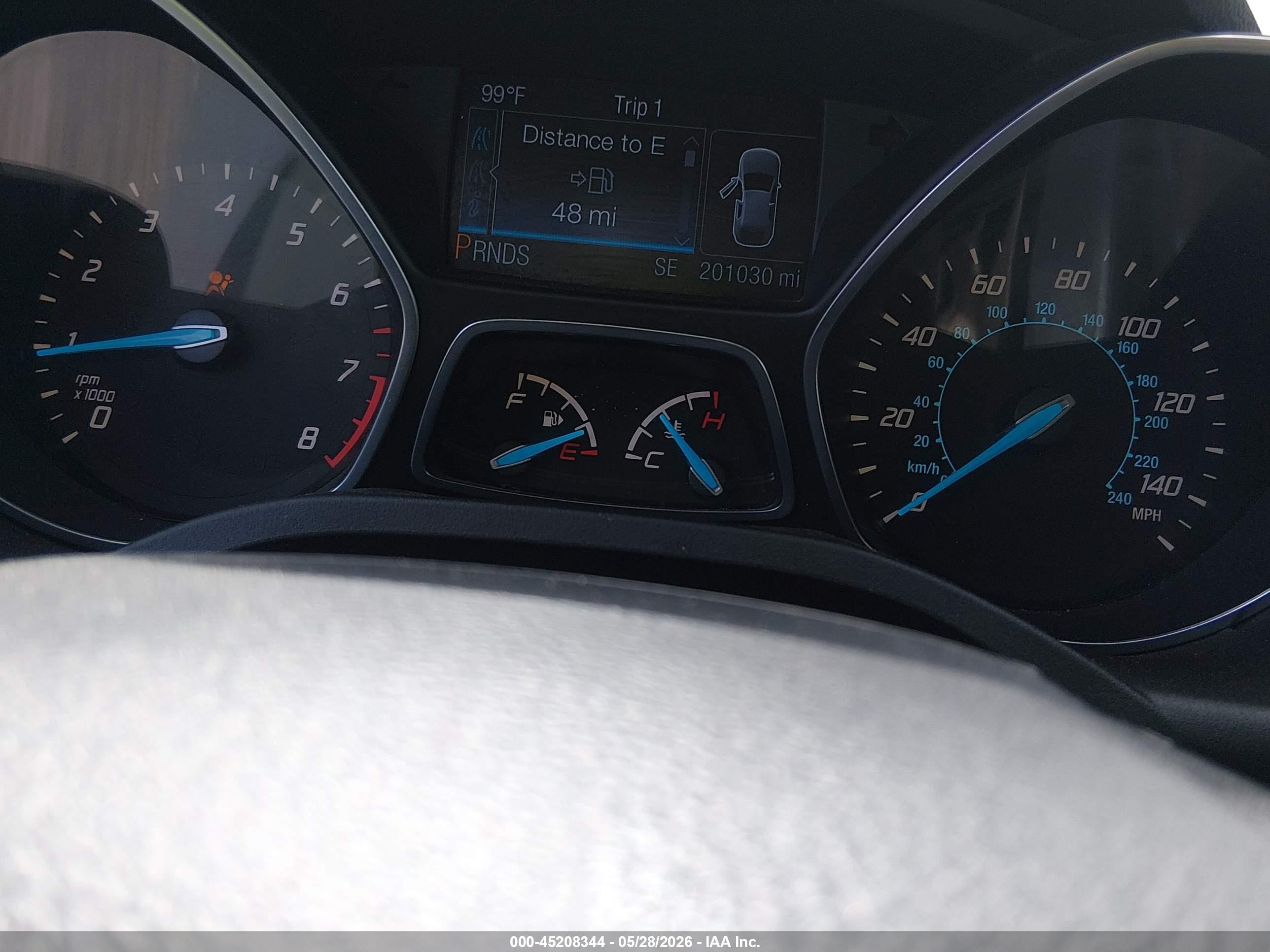 2014 Ford Escape Titanium White vin: 1FMCU9J95EUB61703
