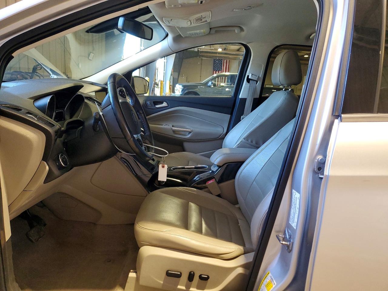 2014 Ford Escape Titanium Silver vin: 1FMCU9J95EUE09500