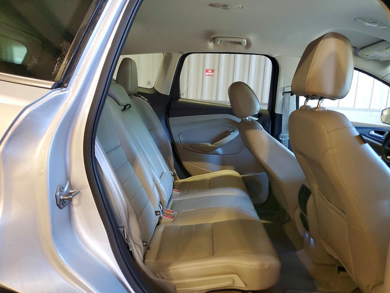 2014 Ford Escape Titanium Silver vin: 1FMCU9J95EUE09500