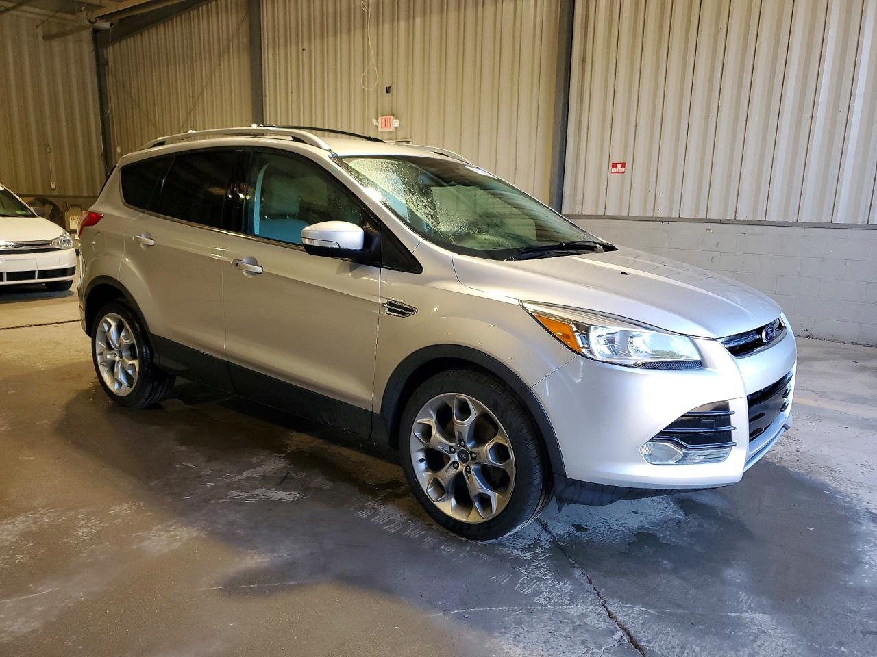 2014 Ford Escape Titanium Silver vin: 1FMCU9J95EUE09500