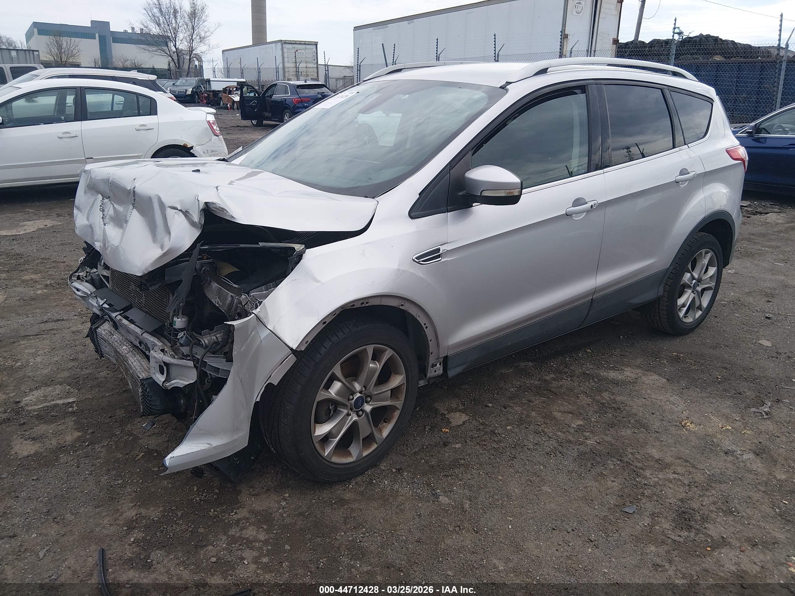 2014 Ford Escape Titanium Silver vin: 1FMCU9J95EUE19945