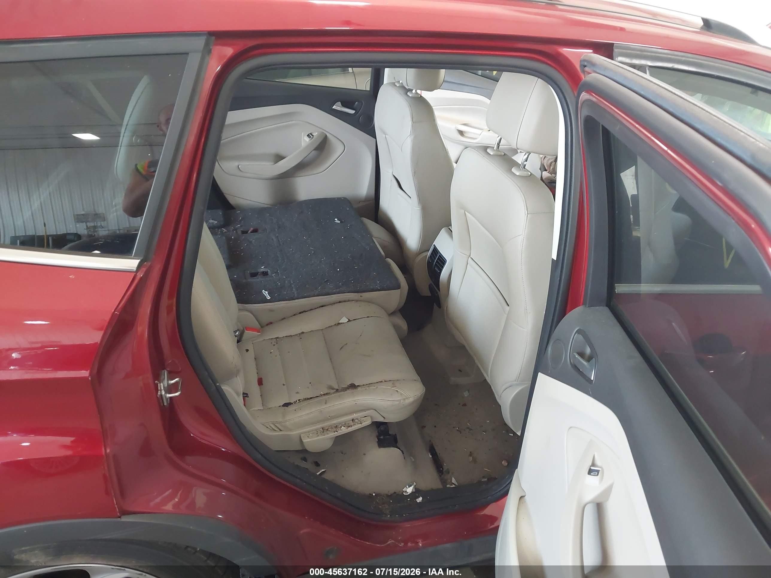 2015 Ford Escape Titanium Red vin: 1FMCU9J95FUA17960
