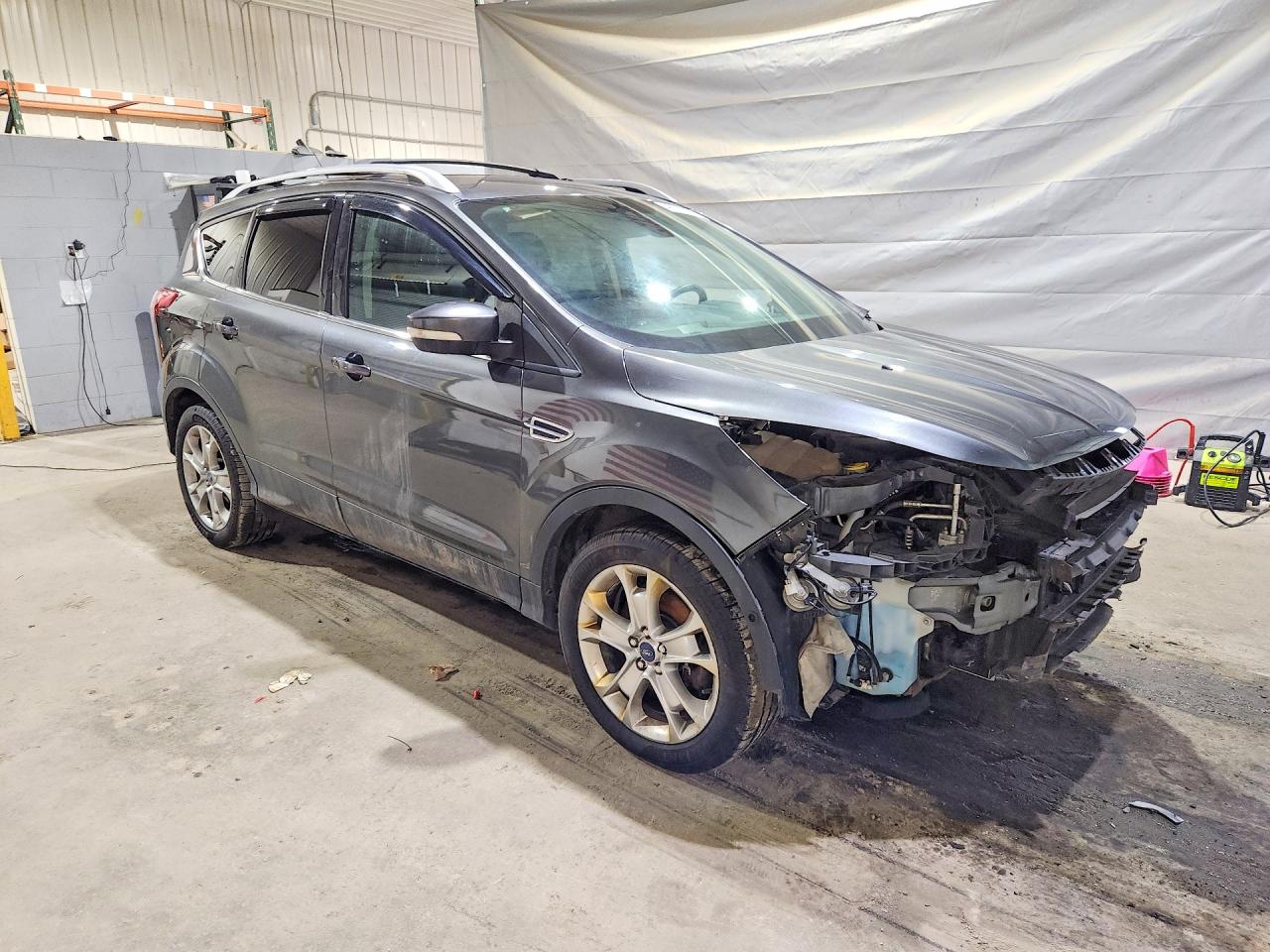 2015 Ford Escape Titanium Gray vin: 1FMCU9J95FUA96966