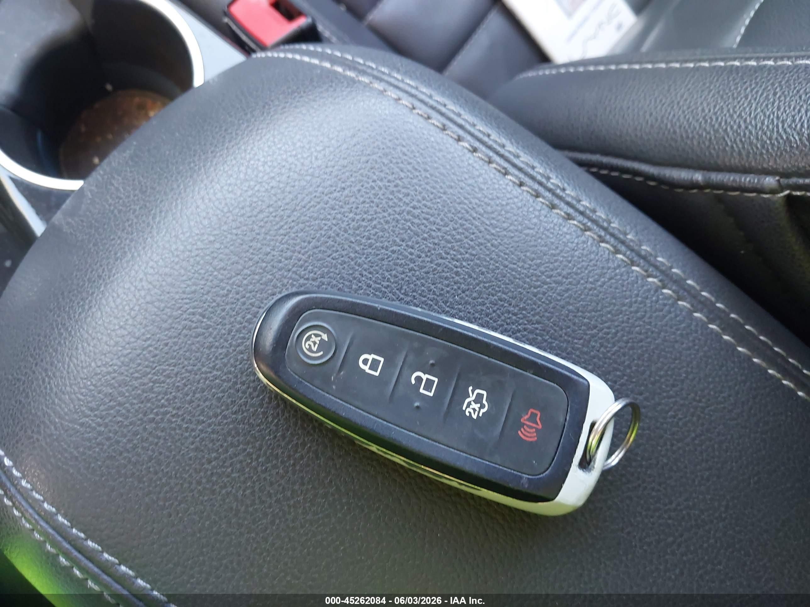 2015 Ford Escape Titanium Серебряный vin: 1FMCU9J95FUB28587