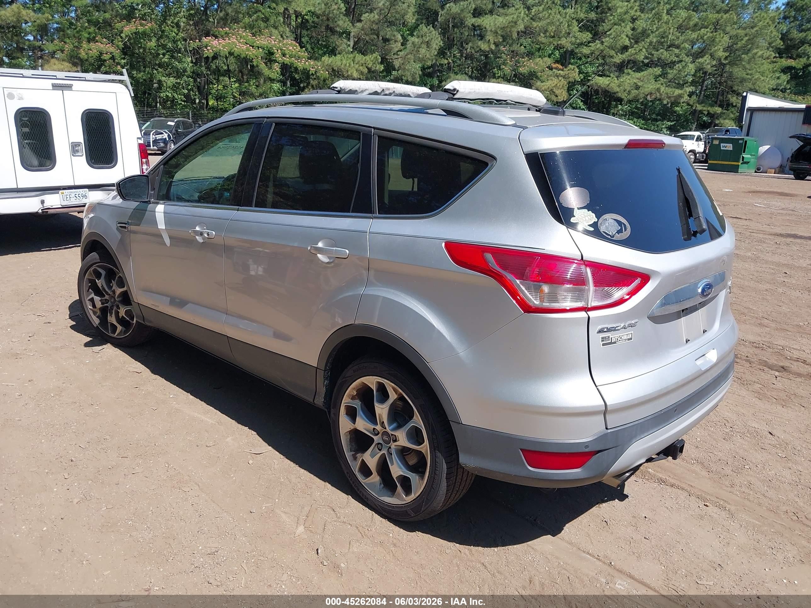 2015 Ford Escape Titanium Серебряный vin: 1FMCU9J95FUB28587