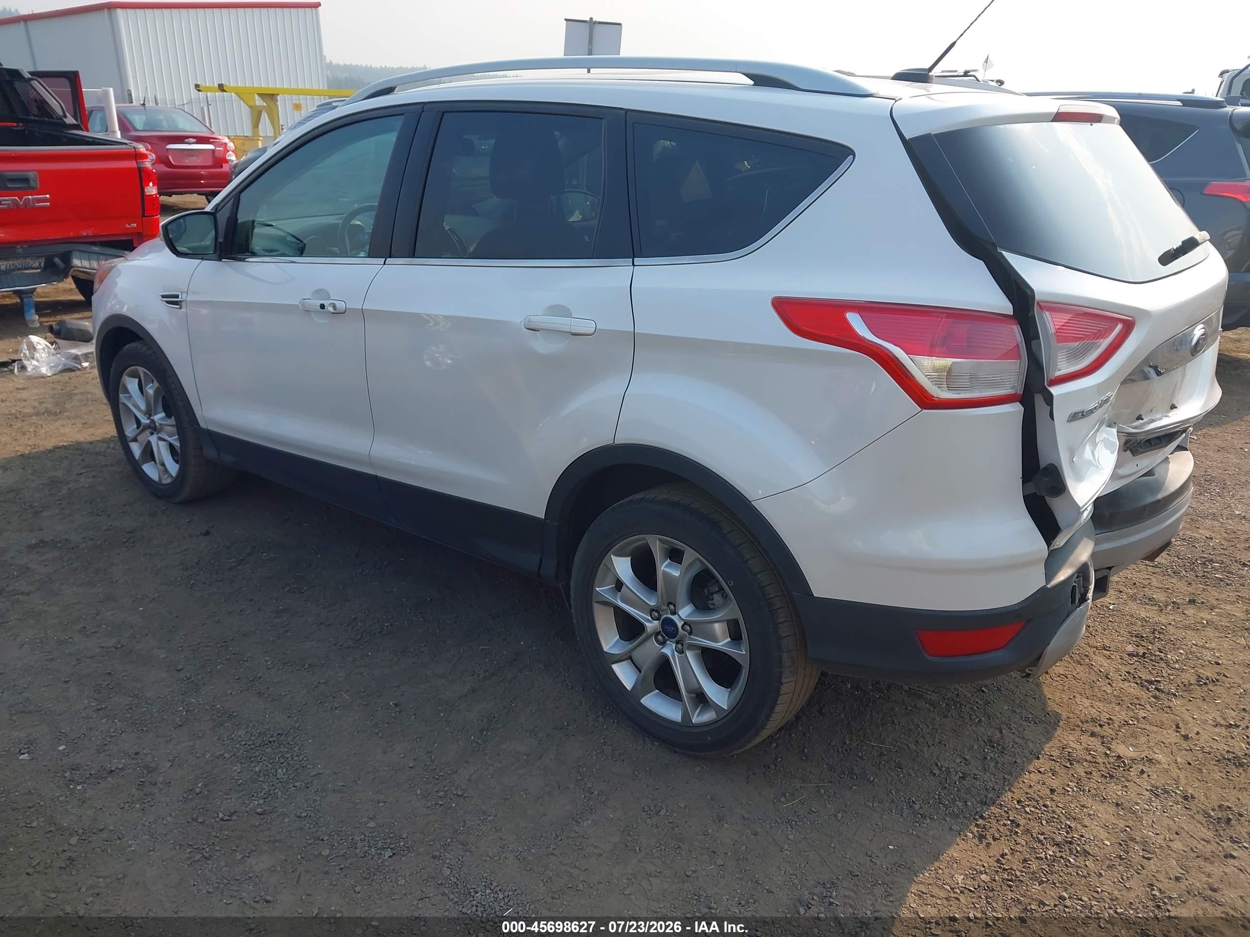 2015 Ford Escape Titanium White vin: 1FMCU9J95FUB63775