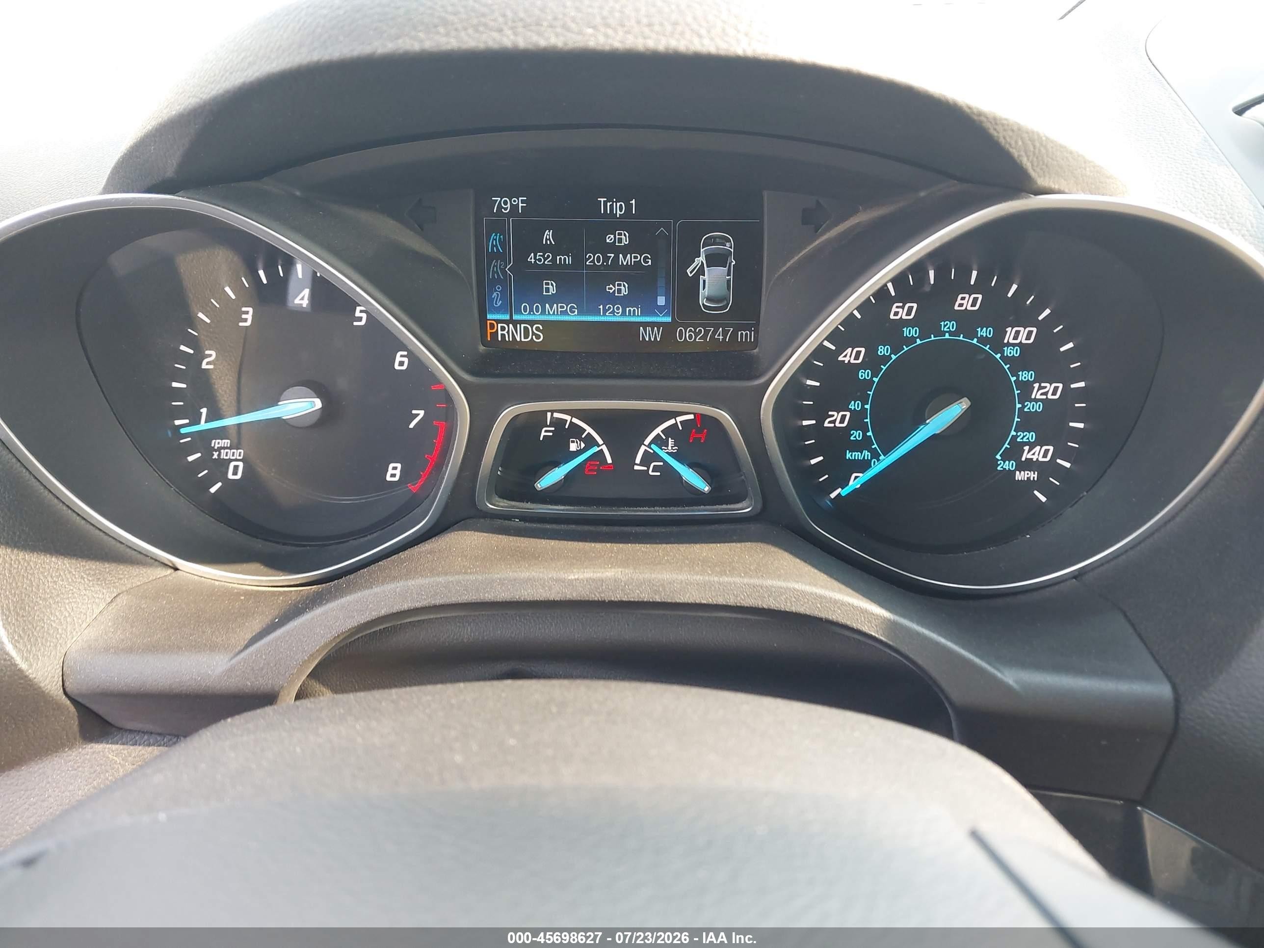 2015 Ford Escape Titanium White vin: 1FMCU9J95FUB63775
