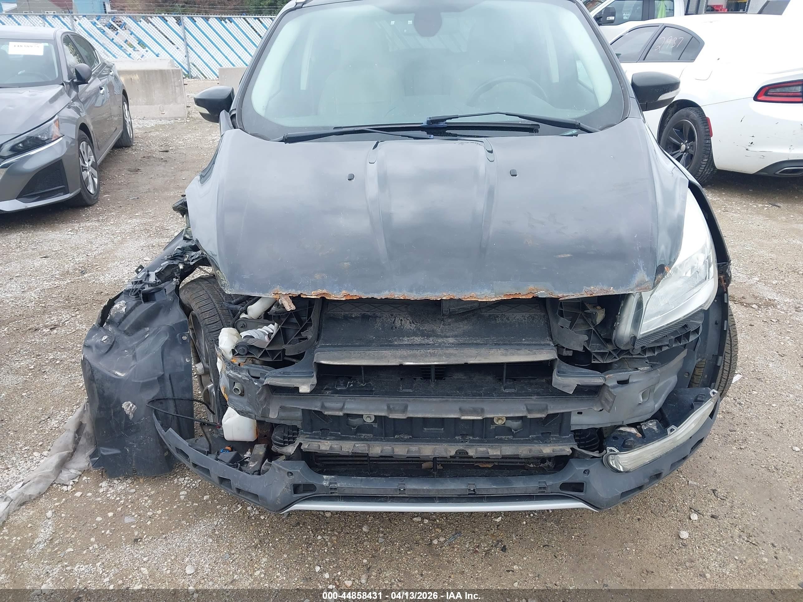2015 Ford Escape Titanium Black vin: 1FMCU9J95FUB69575