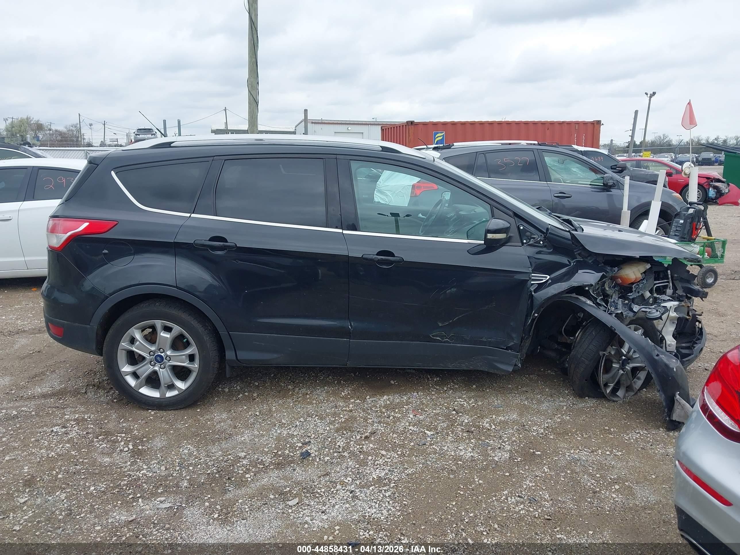 2015 Ford Escape Titanium Black vin: 1FMCU9J95FUB69575