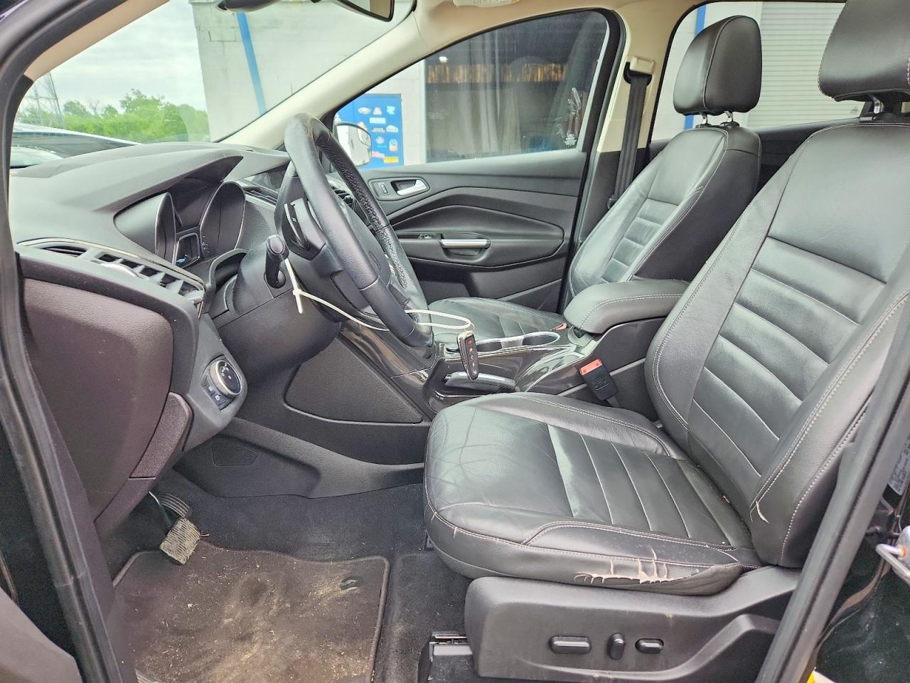 2016 Ford Escape Titanium Black vin: 1FMCU9J95GUB10737