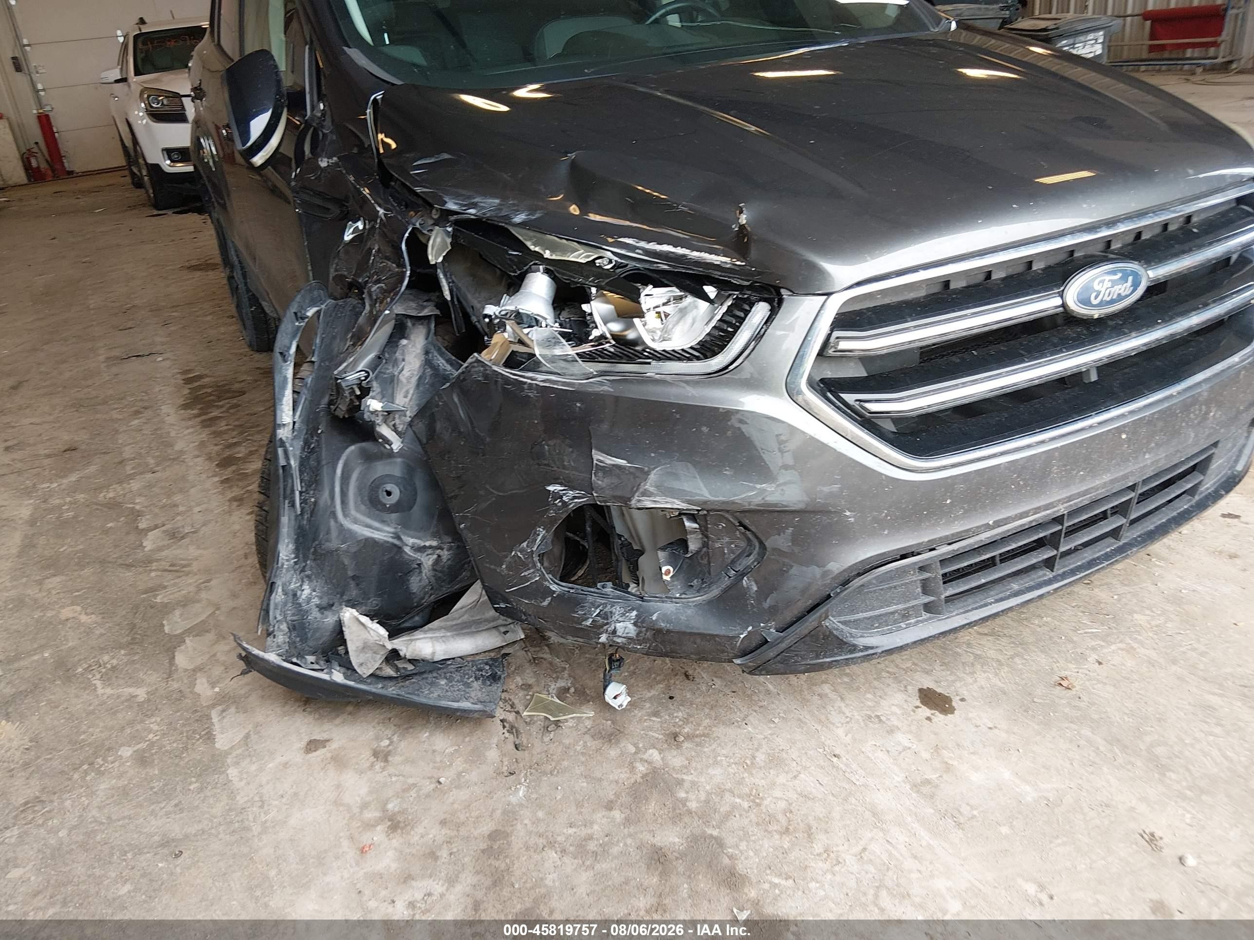 2017 Ford Escape Titanium Gray vin: 1FMCU9J95HUE70477