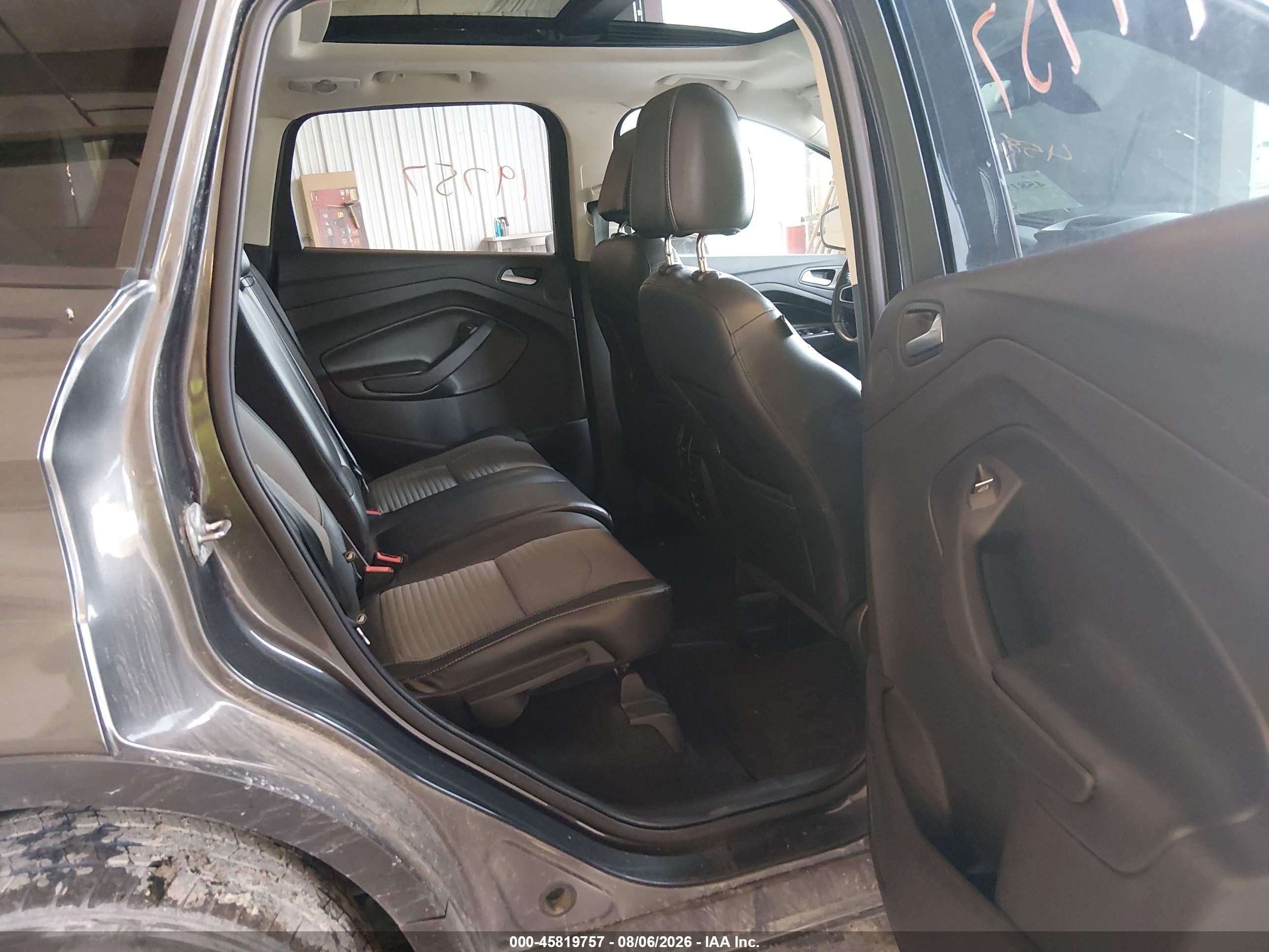2017 Ford Escape Titanium Gray vin: 1FMCU9J95HUE70477