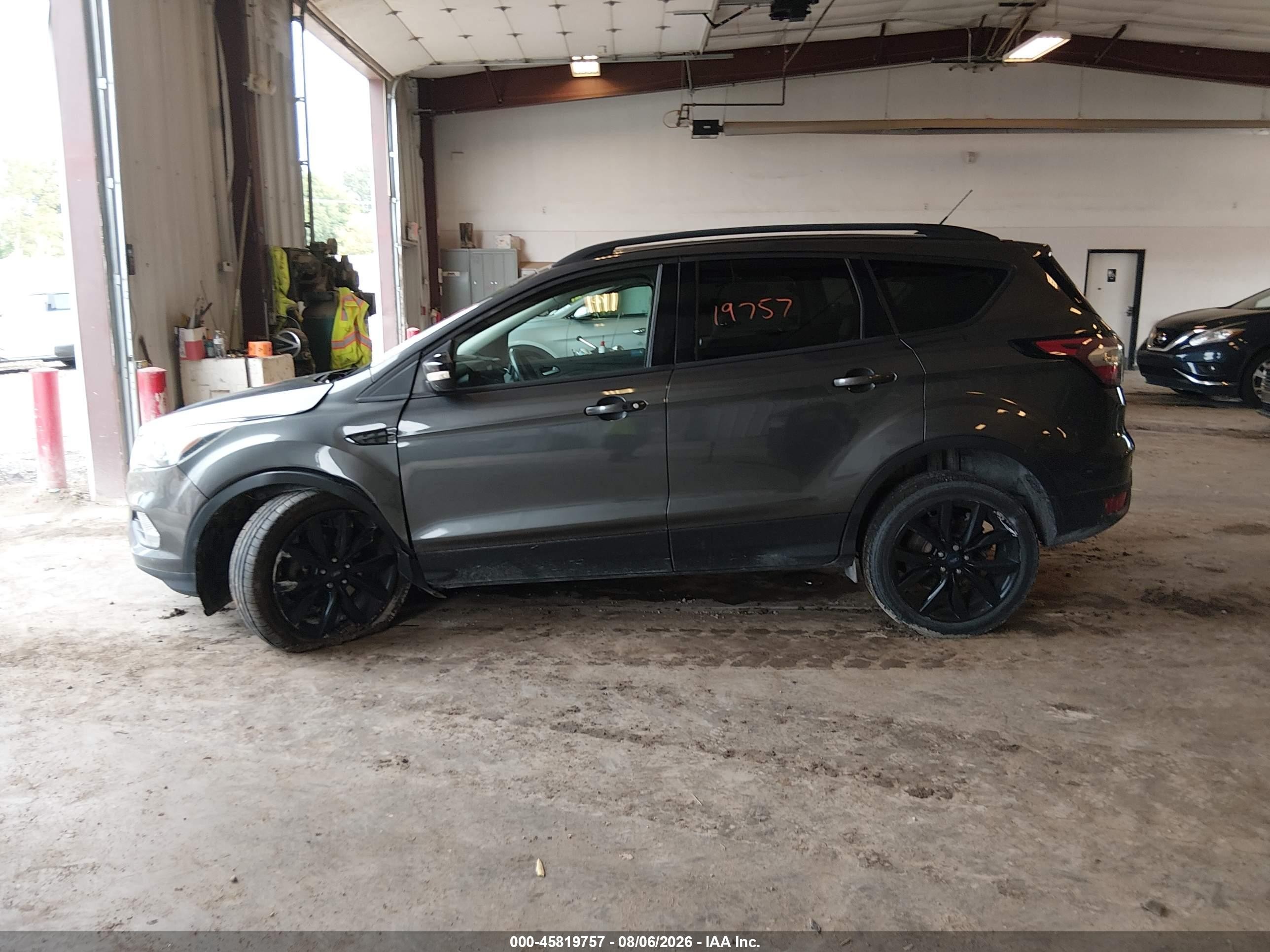 2017 Ford Escape Titanium Gray vin: 1FMCU9J95HUE70477