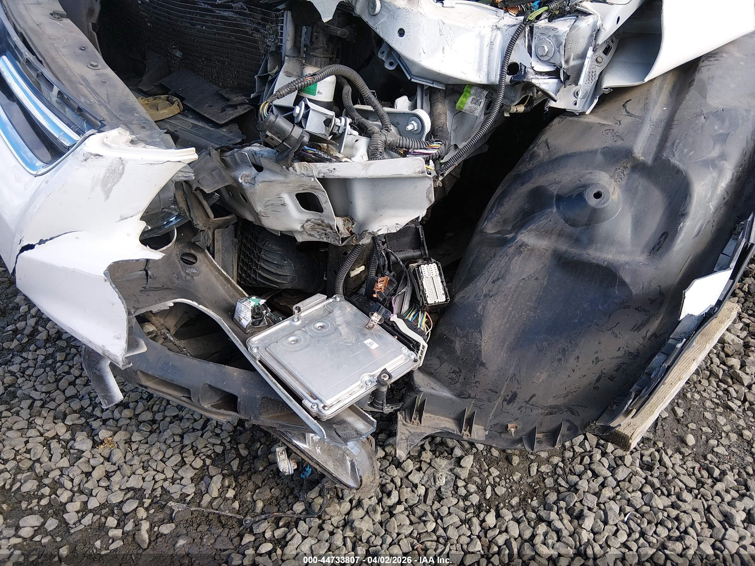 2013 Ford Escape Titanium White vin: 1FMCU9J96DUC16464