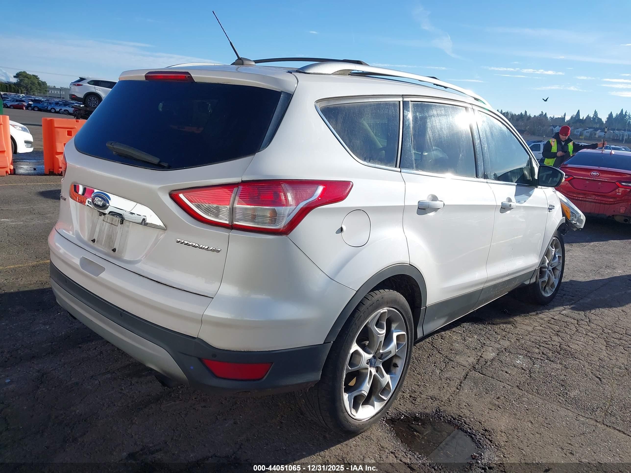 2014 Ford Escape Titanium White vin: 1FMCU9J96EUB32453