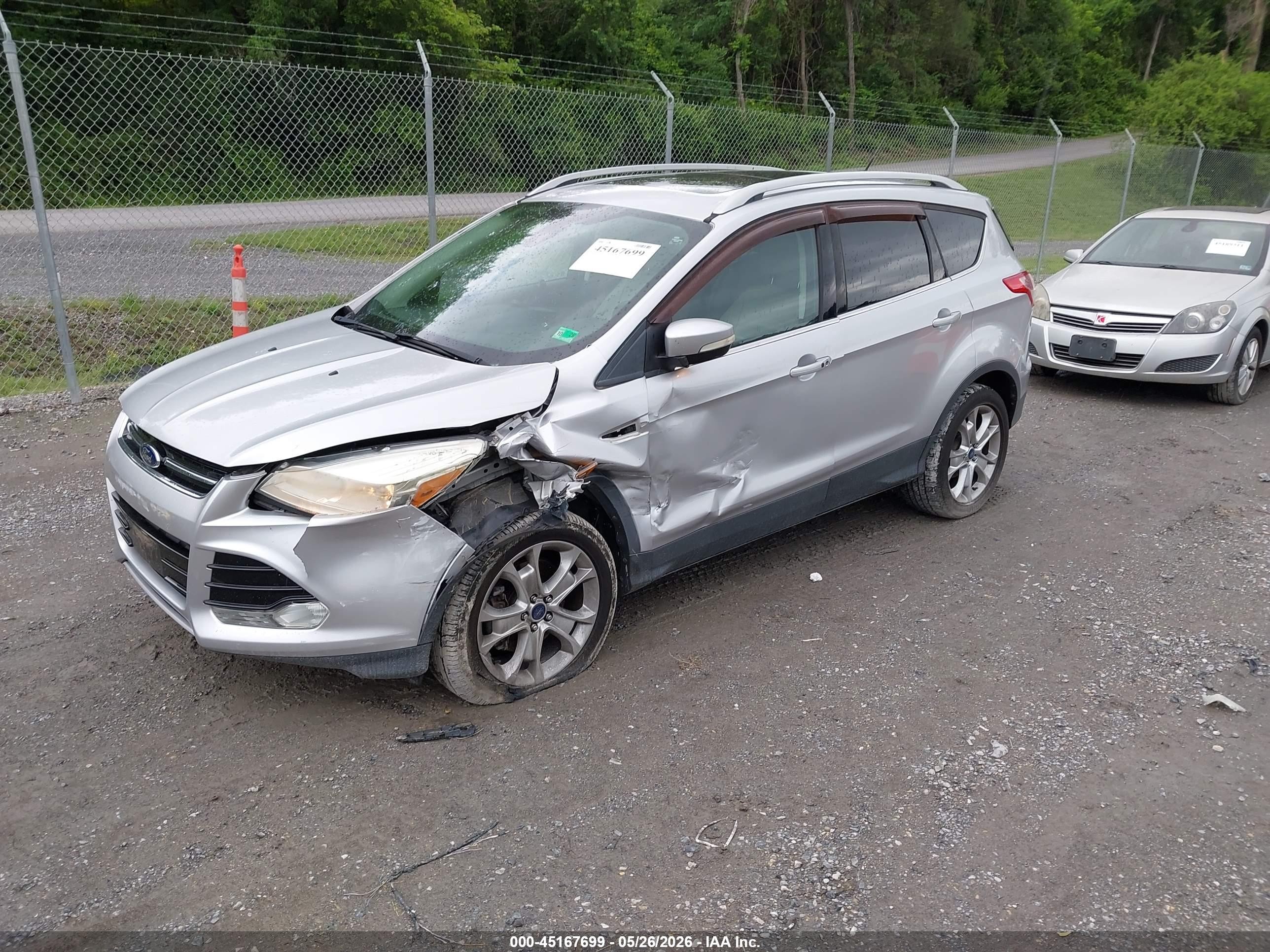 2014 Ford Escape Titanium Серебряный vin: 1FMCU9J96EUC86628