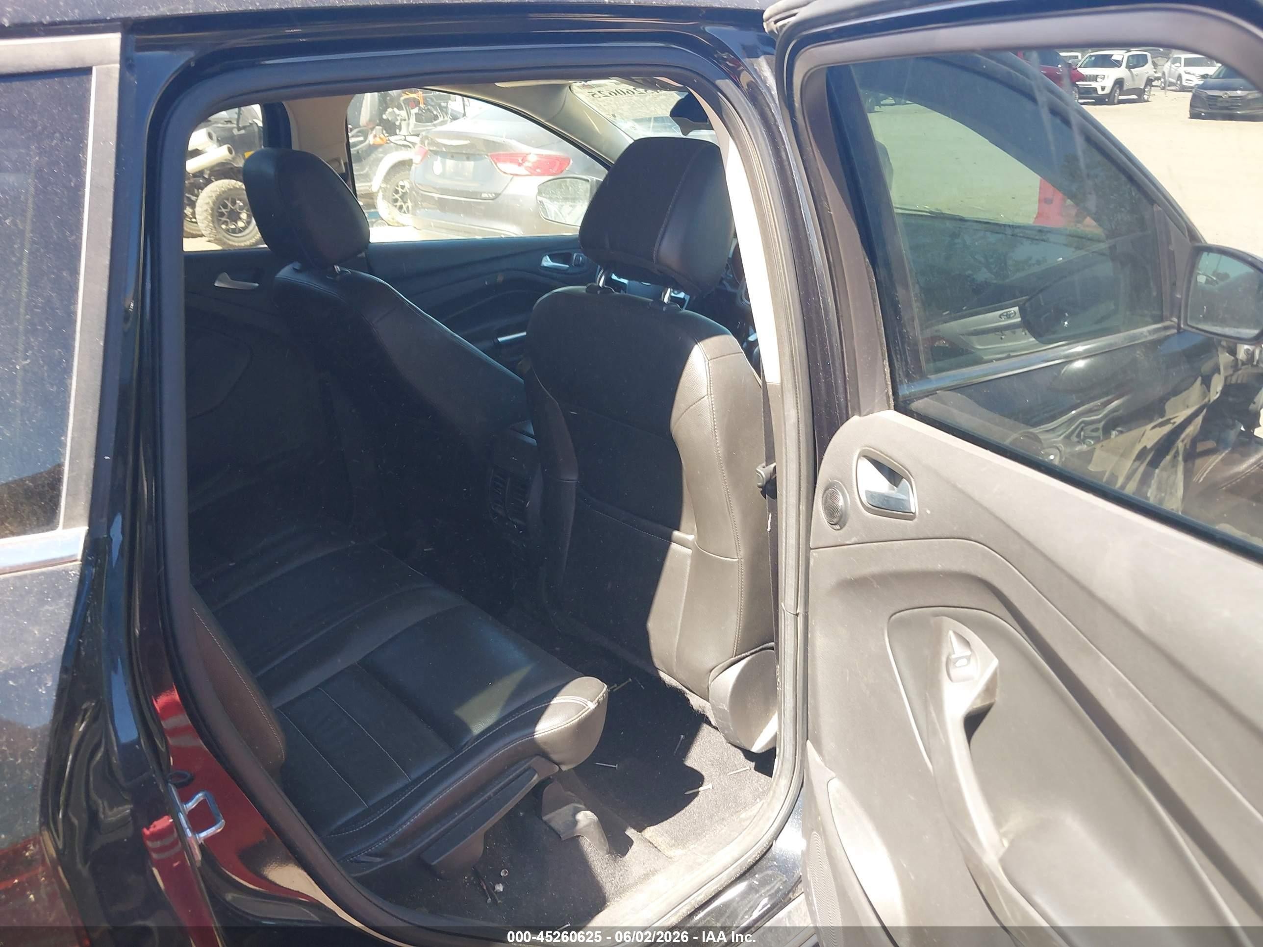 2015 Ford Escape Titanium Black vin: 1FMCU9J96FUA48621