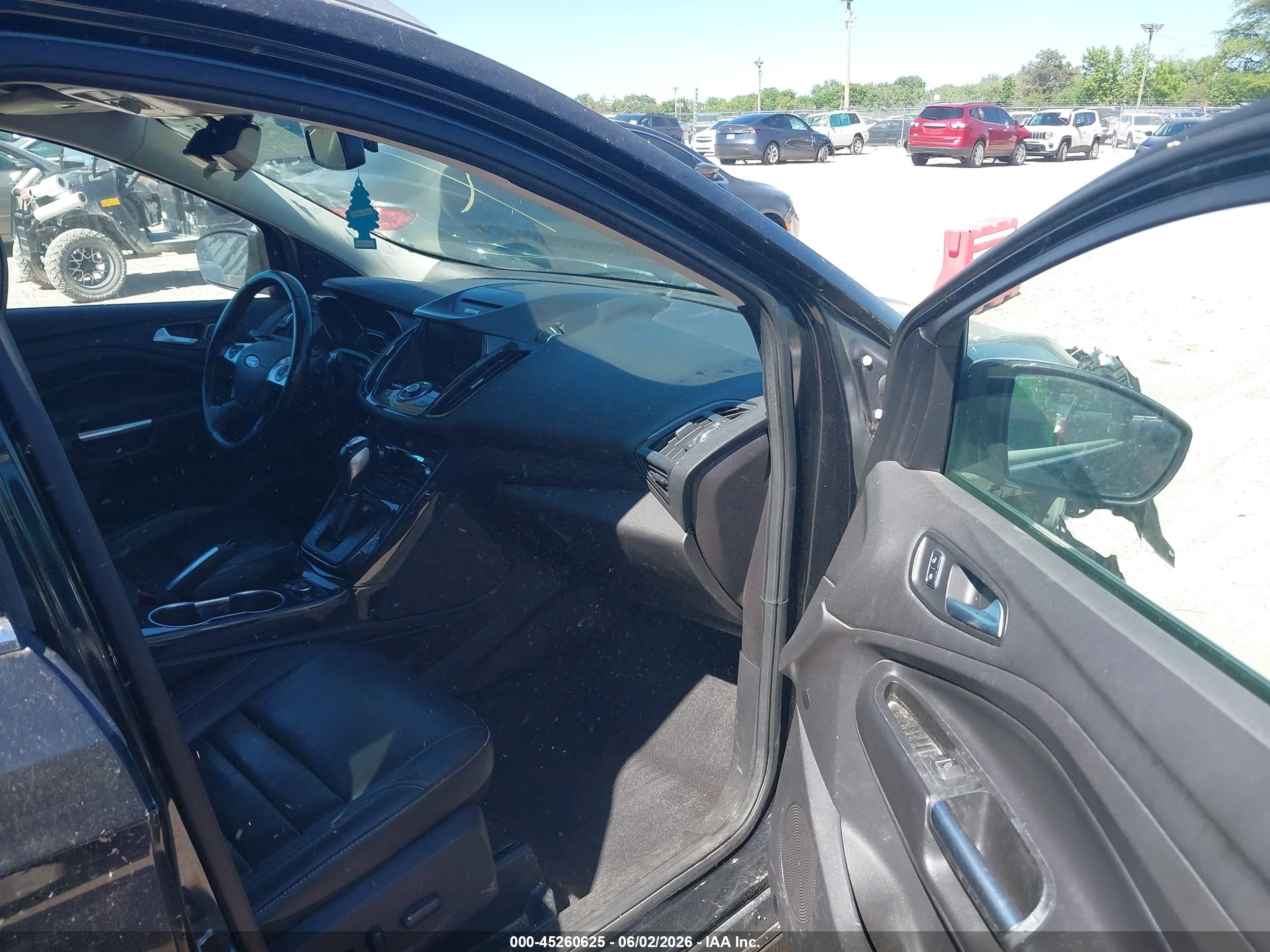 2015 Ford Escape Titanium Black vin: 1FMCU9J96FUA48621