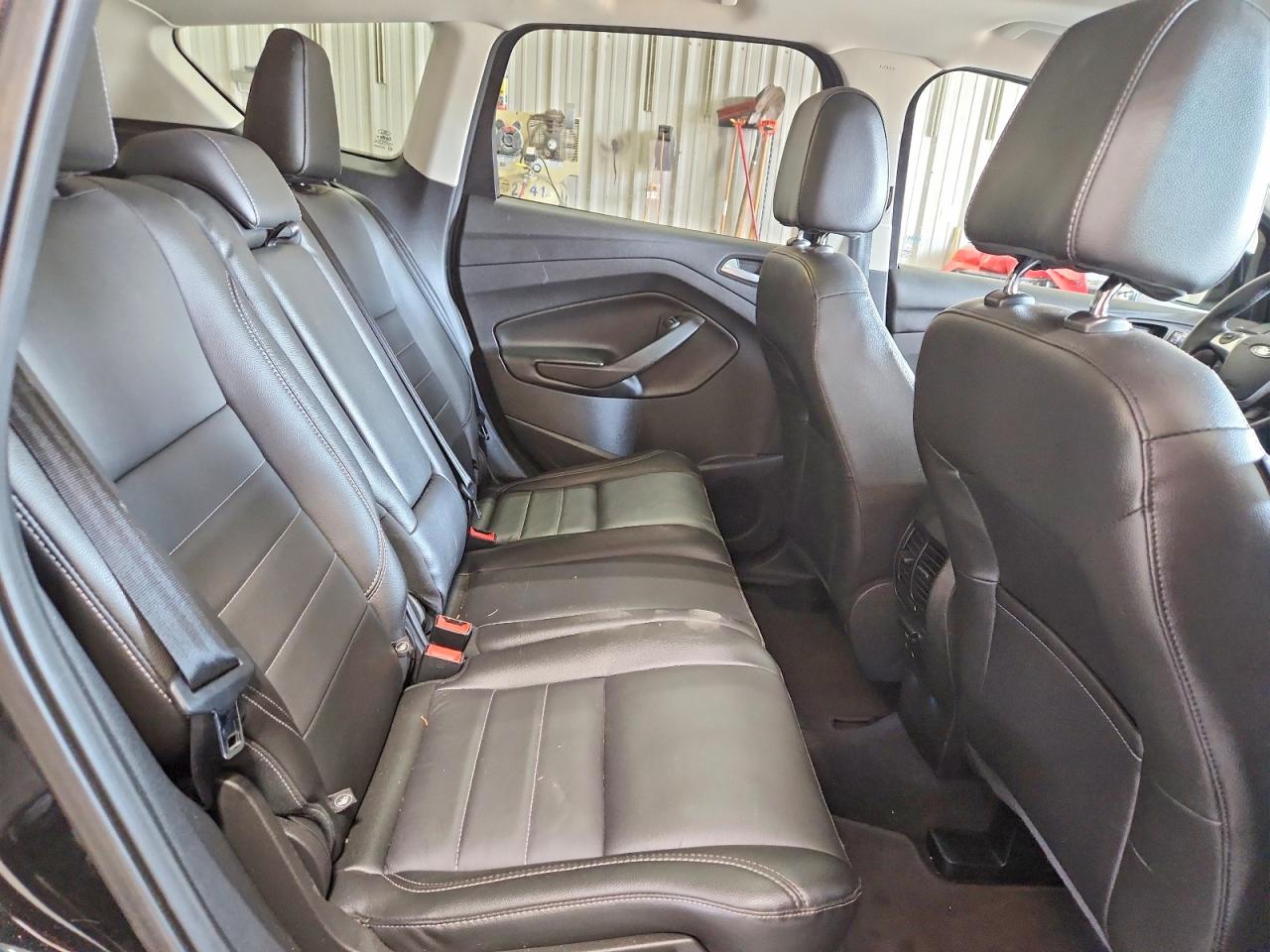 2015 Ford Escape Titanium Black vin: 1FMCU9J96FUB35175