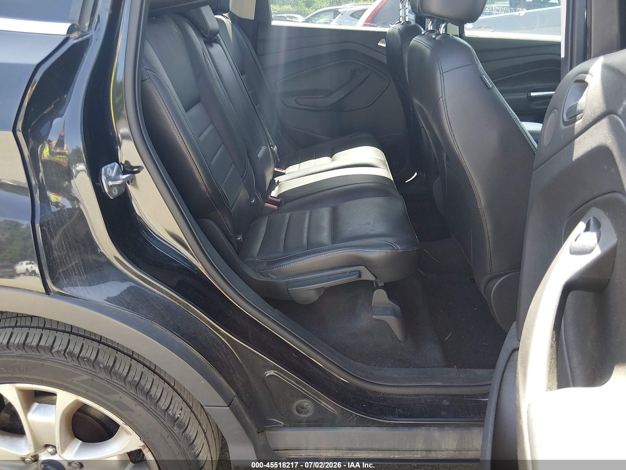 2015 Ford Escape Titanium Black vin: 1FMCU9J96FUC84363