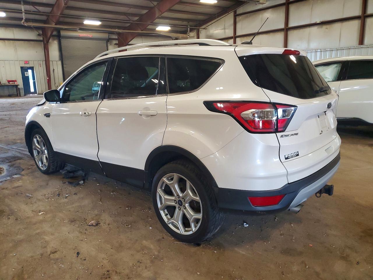 2017 Ford Escape Titanium White vin: 1FMCU9J96HUB99882