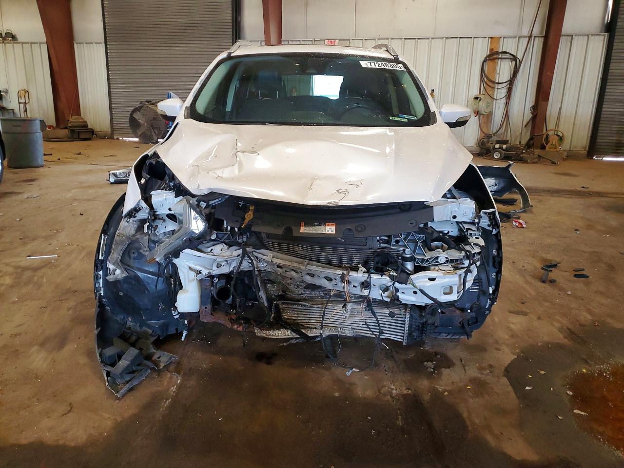 2017 Ford Escape Titanium White vin: 1FMCU9J96HUB99882