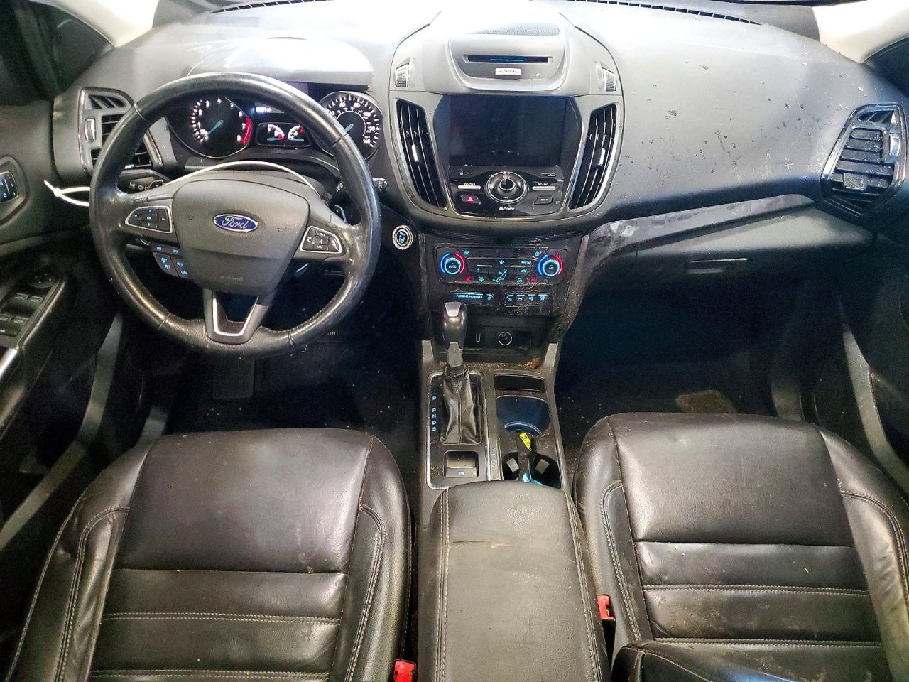 2017 Ford Escape Titanium White vin: 1FMCU9J96HUB99882