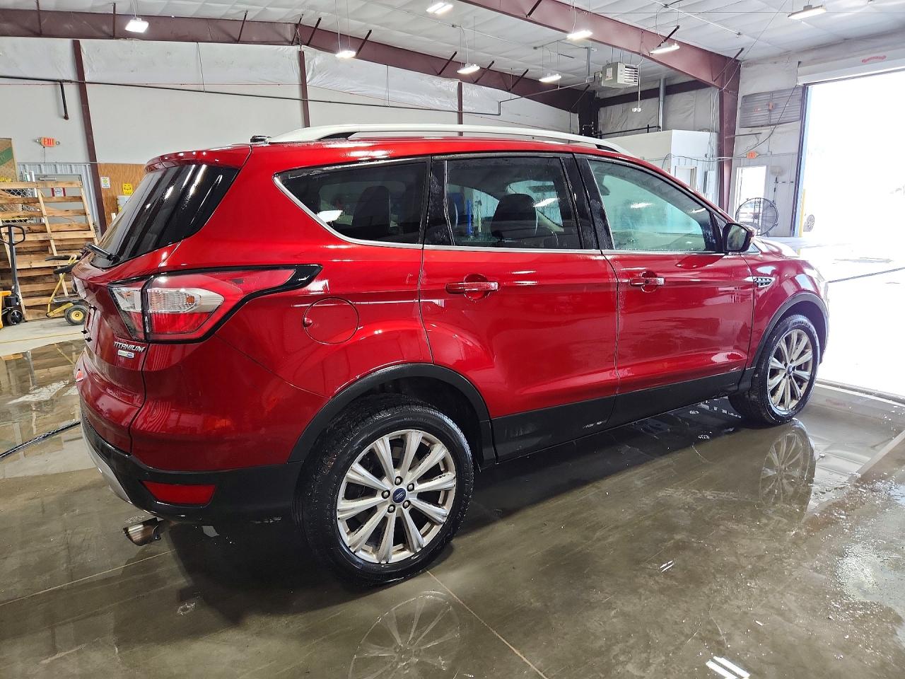 2017 Ford Escape Titanium Maroon vin: 1FMCU9J96HUD56536