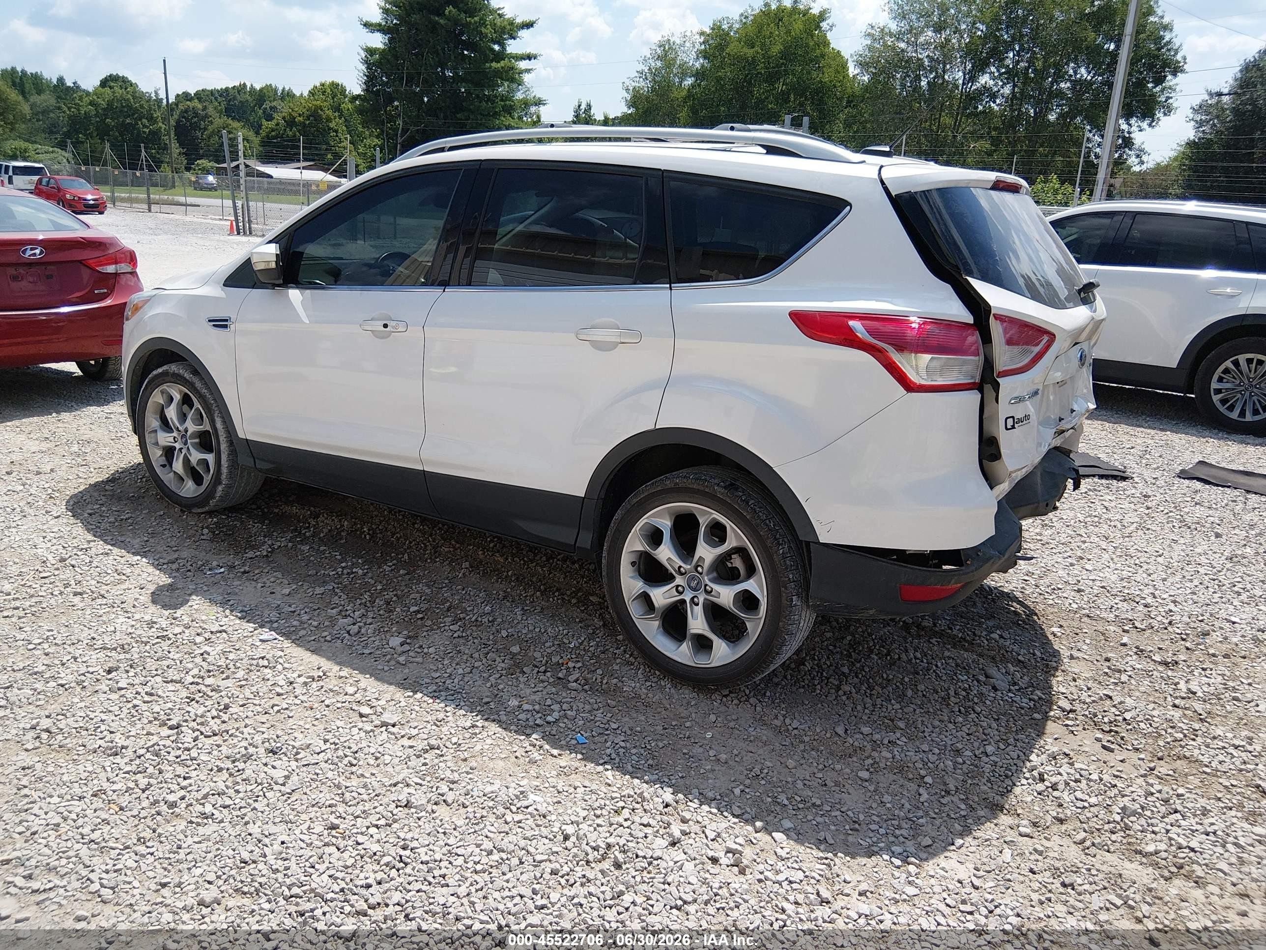 2013 Ford Escape Titanium White vin: 1FMCU9J97DUA98246