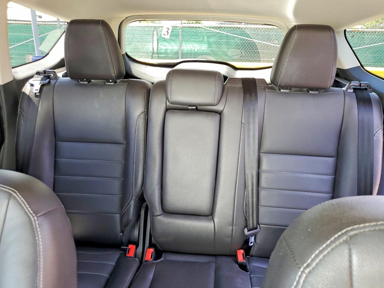 2014 Ford Escape Titanium Silver vin: 1FMCU9J97EUA07803