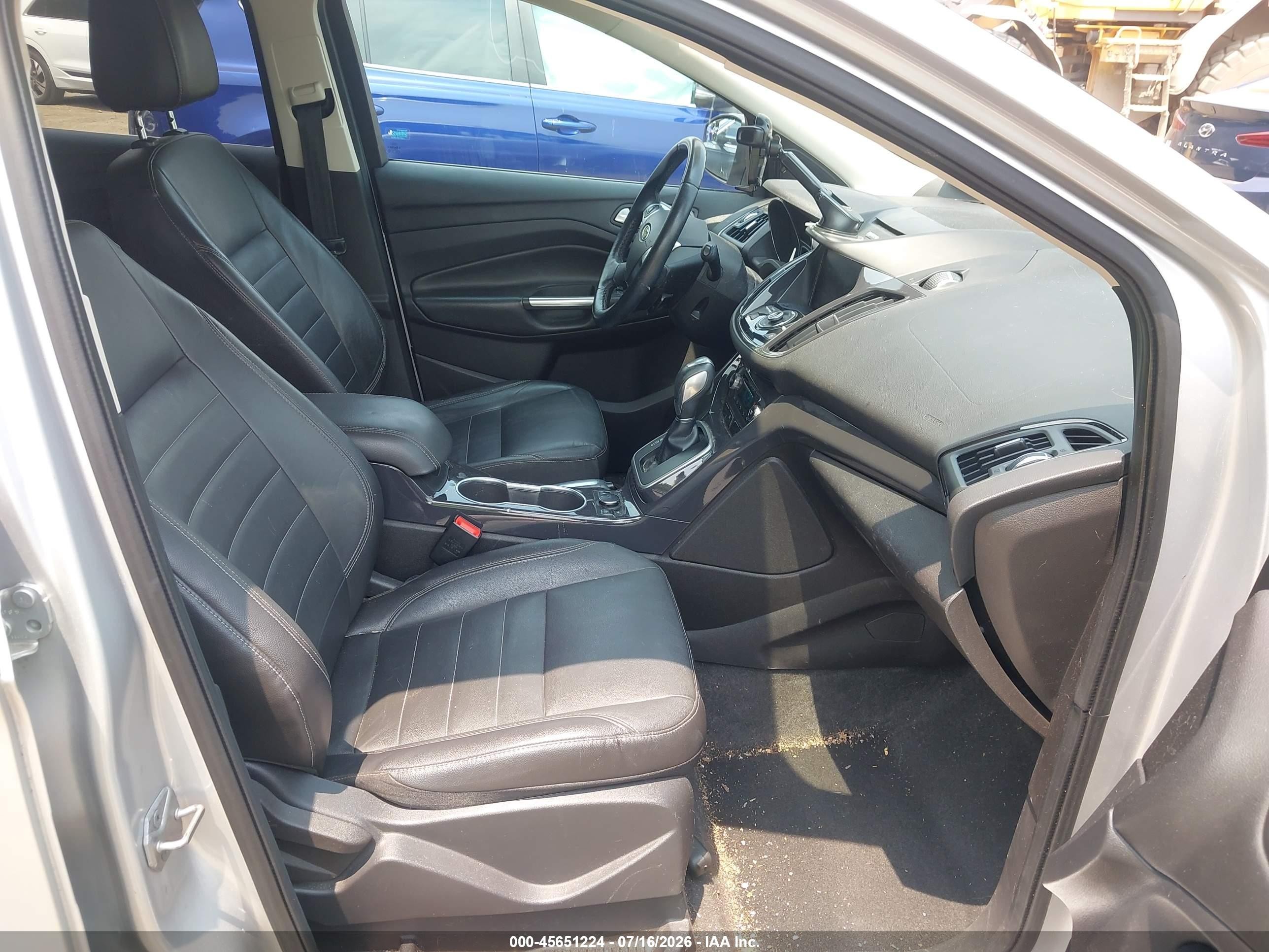 2014 Ford Escape Titanium Silver vin: 1FMCU9J97EUA65927