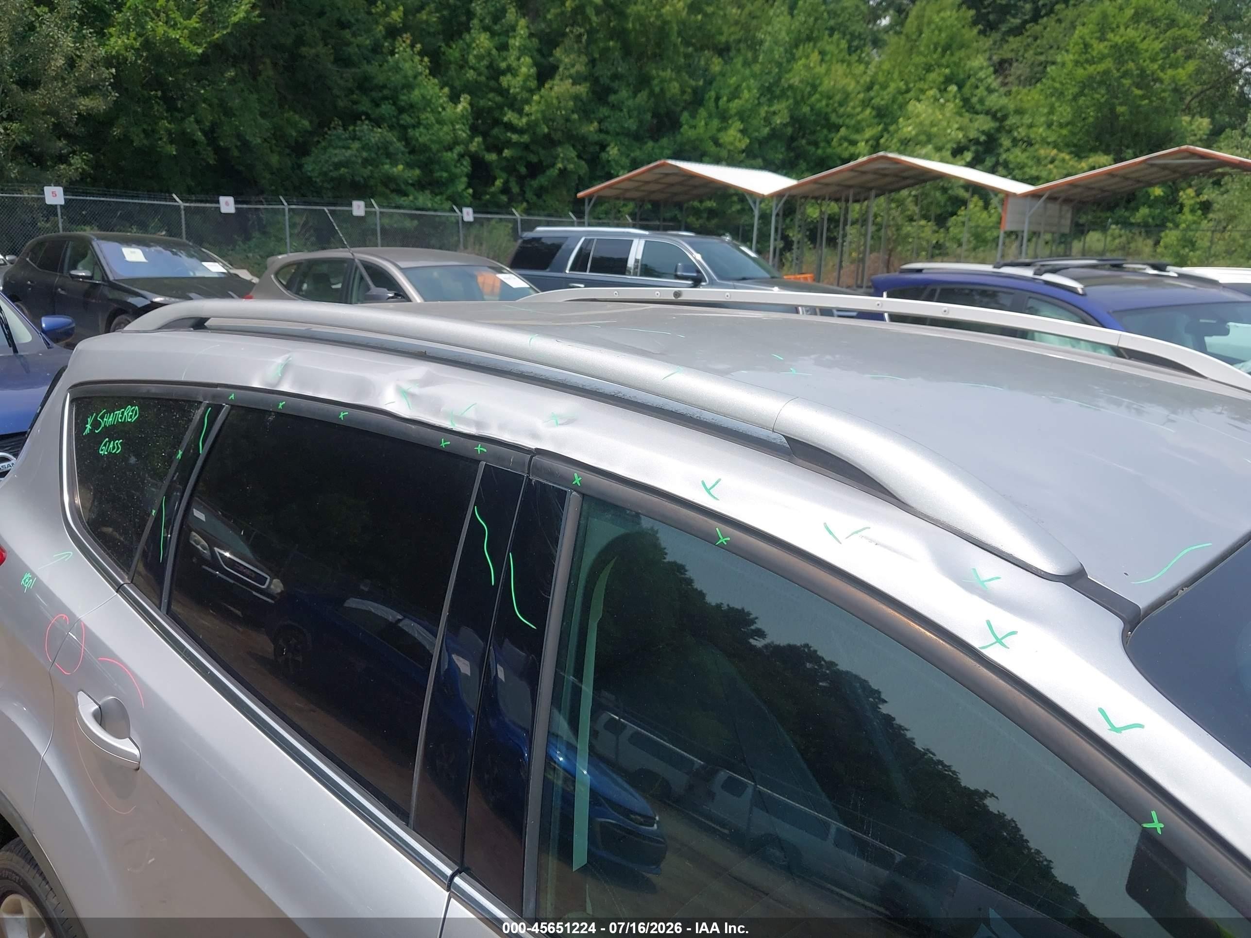 2014 Ford Escape Titanium Silver vin: 1FMCU9J97EUA65927
