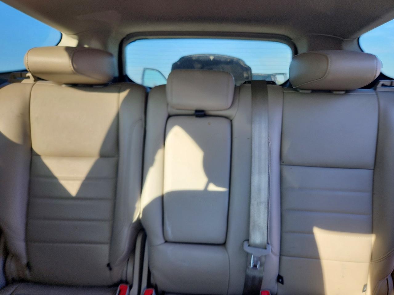 2014 Ford Escape Titanium White vin: 1FMCU9J97EUC39009