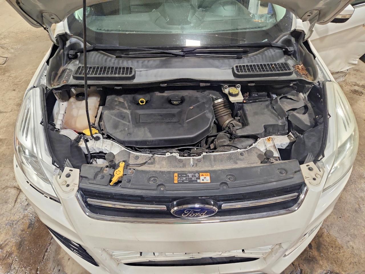2014 Ford Escape Titanium Белый vin: 1FMCU9J97EUD35500